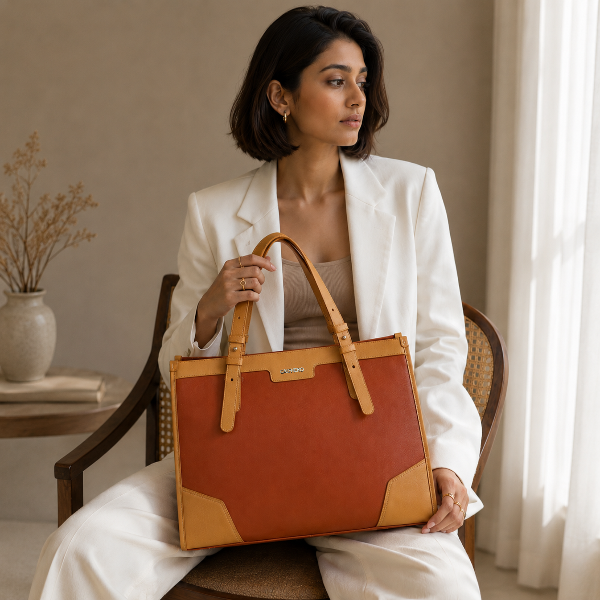 Downtown Women's Shoulder Bag