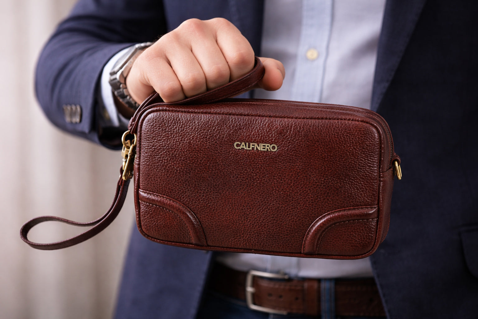 The Atlas Voyager Toiletry Bag