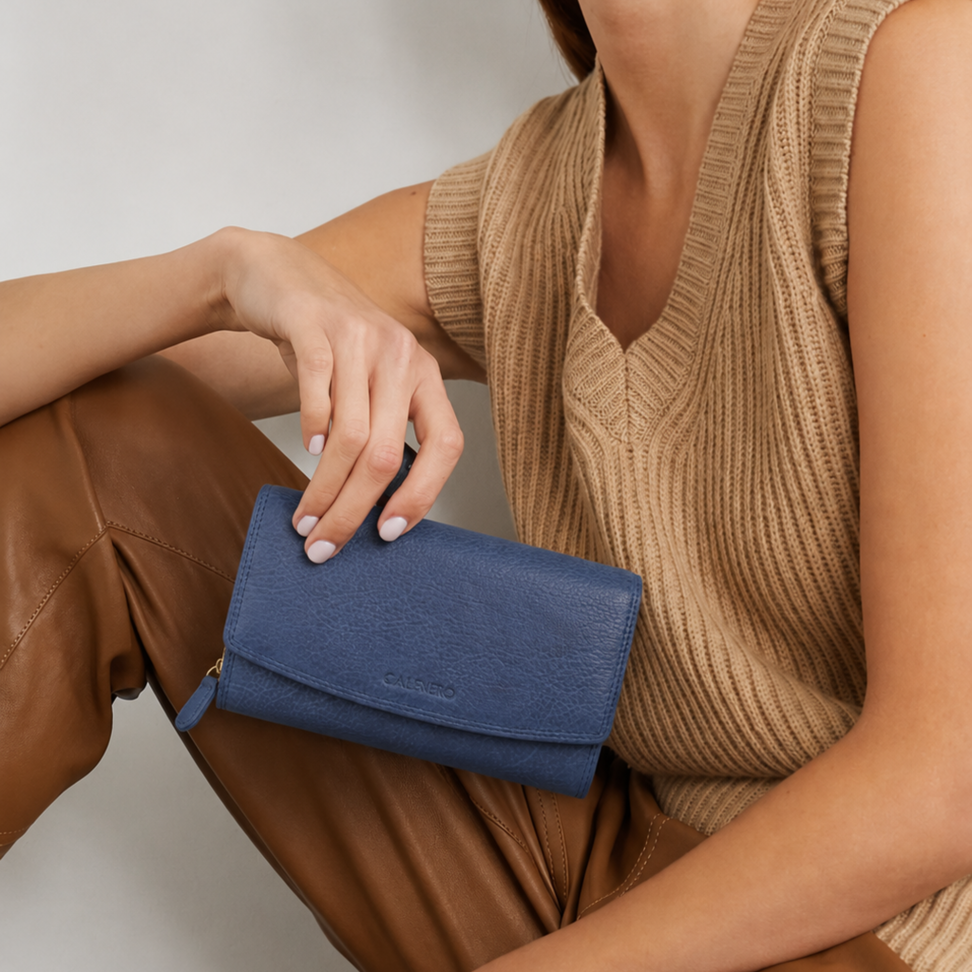 The Velora Women's Wallet