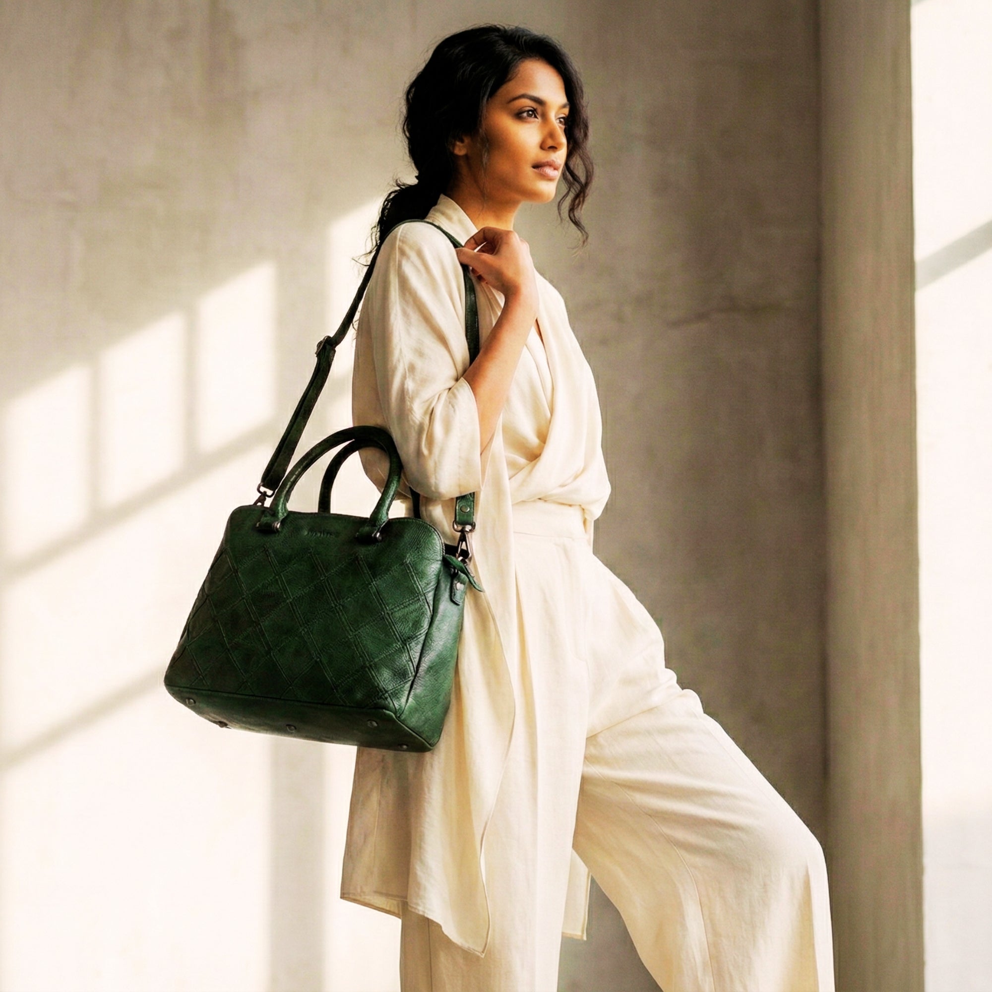 Ashley Women's Hand Bag