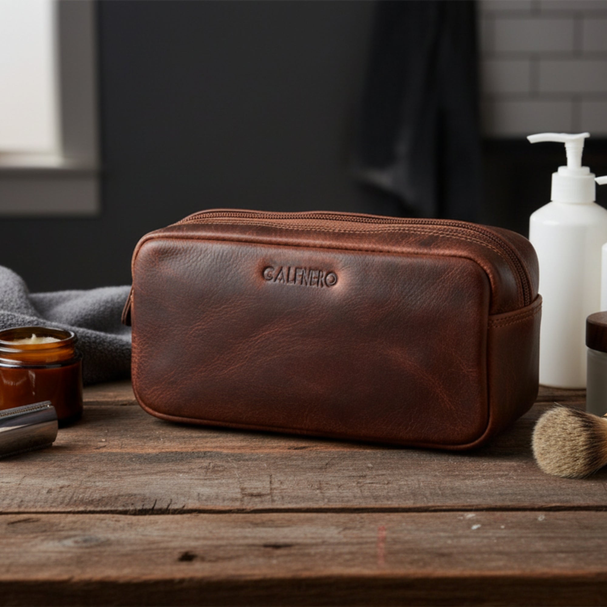 "Kitto" Toiletry Bag