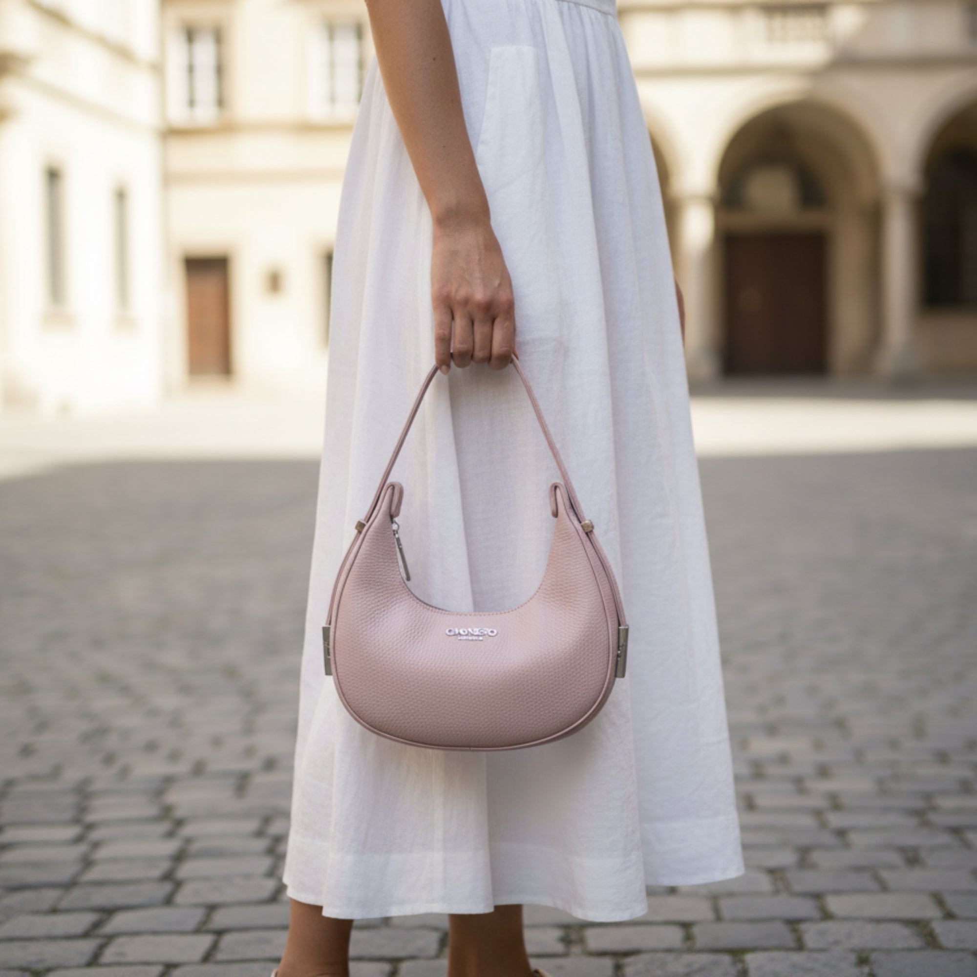 "Shyla" the Babe's Bag Women's Shoulder Bag